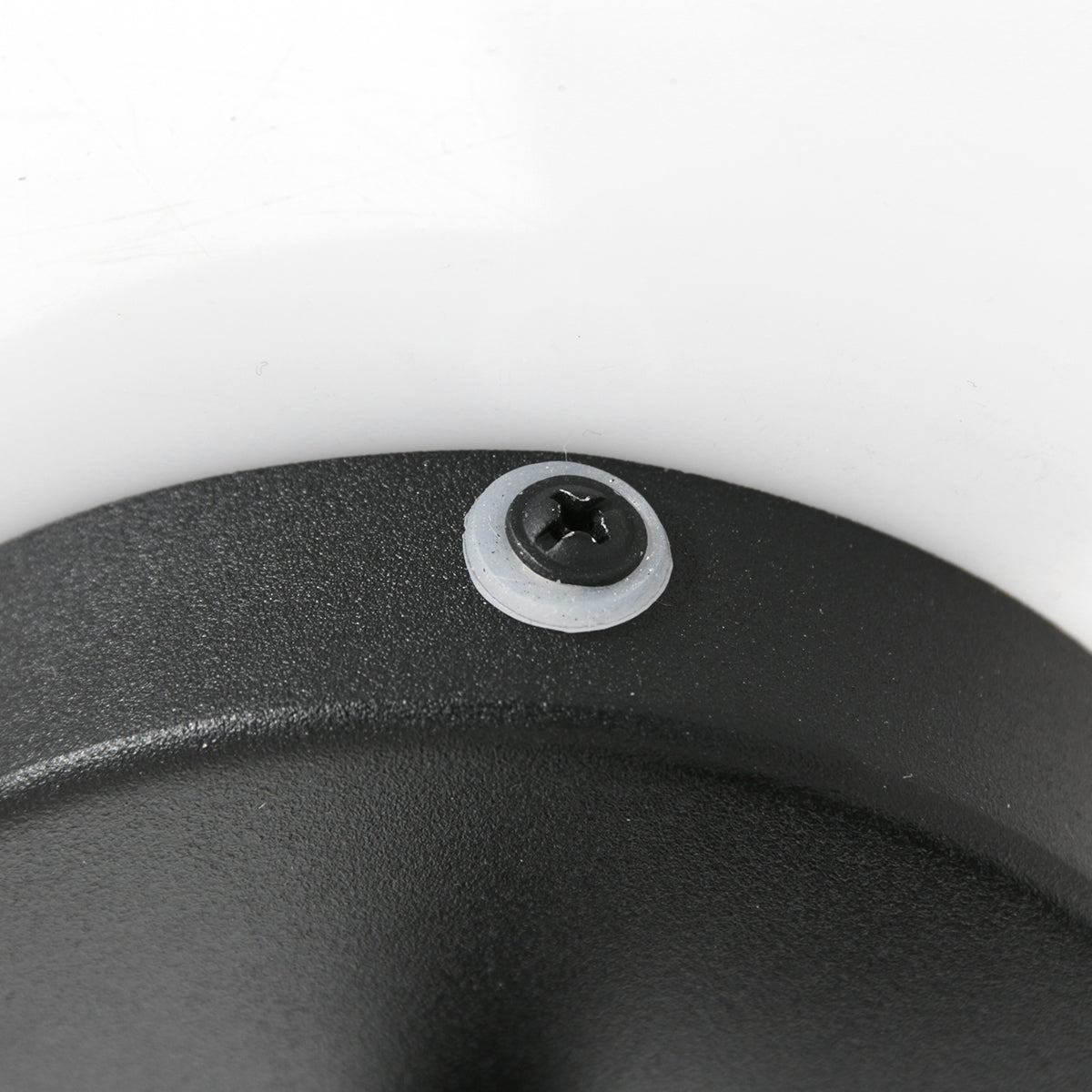 moderne-zwarte-metalen-spot-mexlite-upround-led-variant-image4