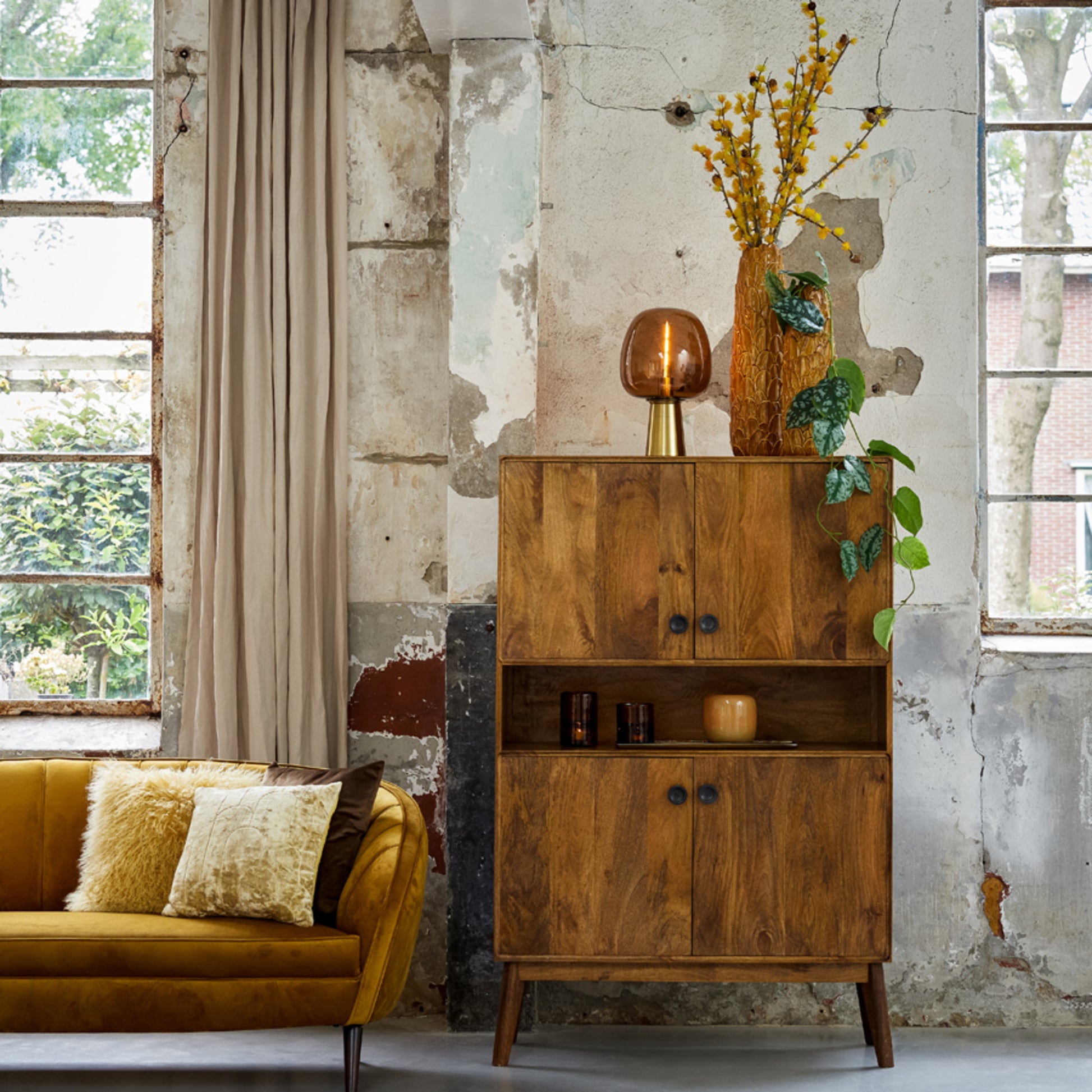 retro-tafellamp-bruin-met-goud-light-living-maysony-variant-image5