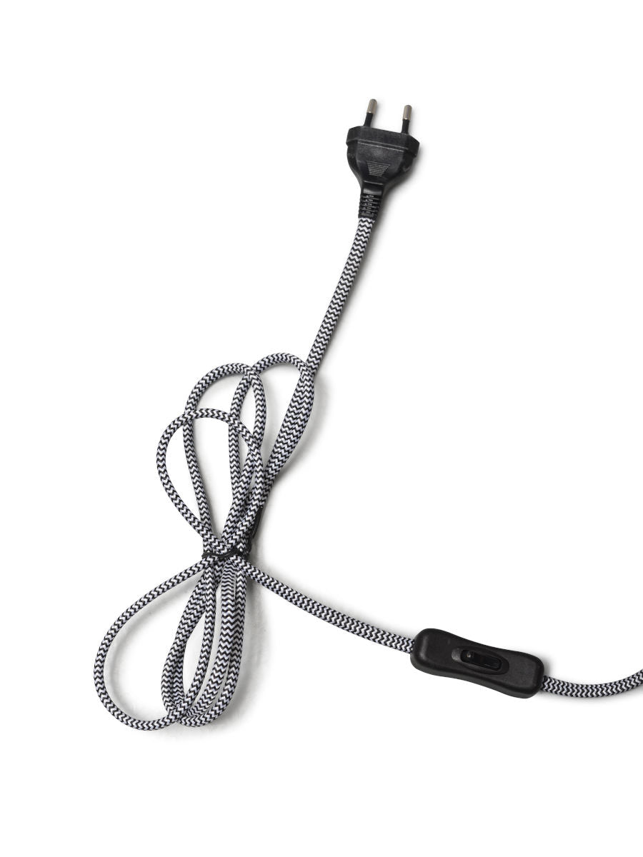 witte-minimalistische-wandlamp-rechthoekig-its-about-romi-madrid-variant-image6