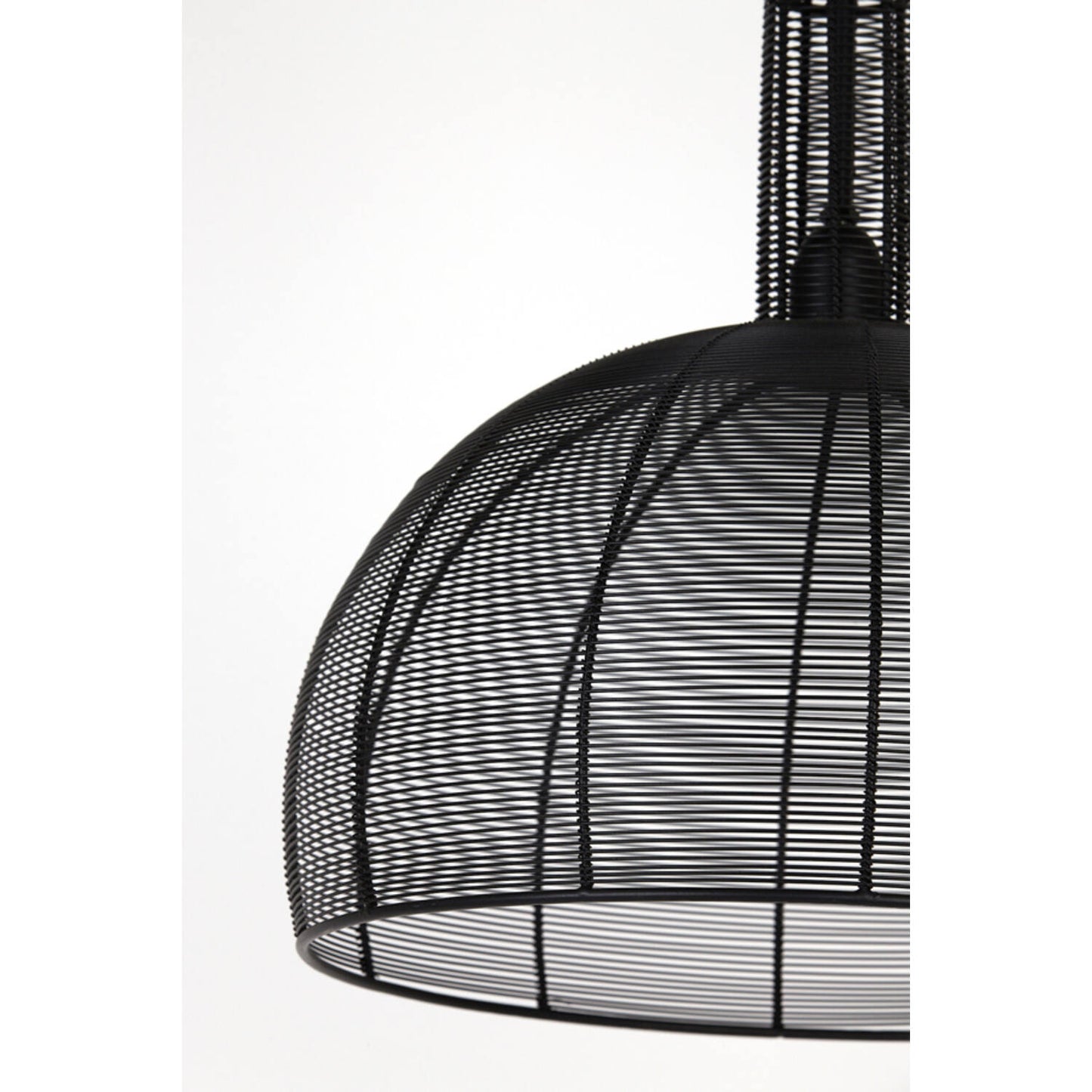 rustieke-fijnmazige-zwarte-hanglamp-light-living-tartu-variant-image1