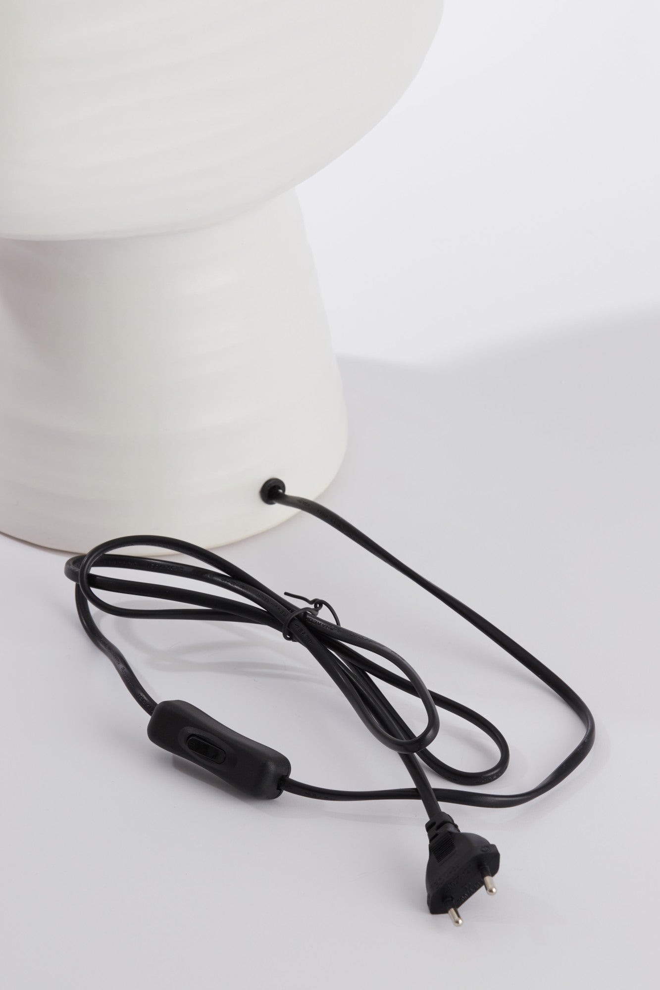 design-witte-keramische-lampenvoet-light-living-gandoro-variant-image7