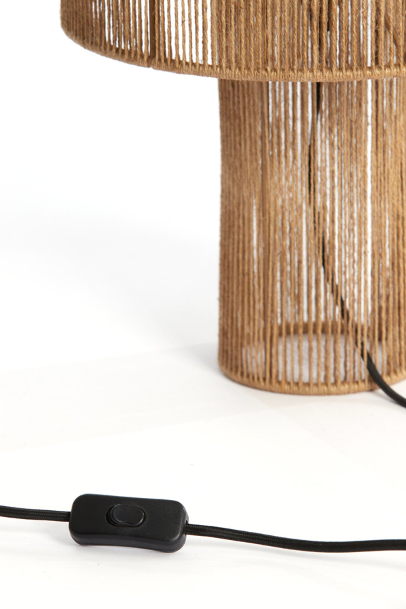 rustieke-beige-tafellamp-van-touw-light-living-lavatera-variant-image7