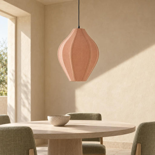 Růžové závěsné svítidlo Pasto Light & Living – fotografie v interiéru