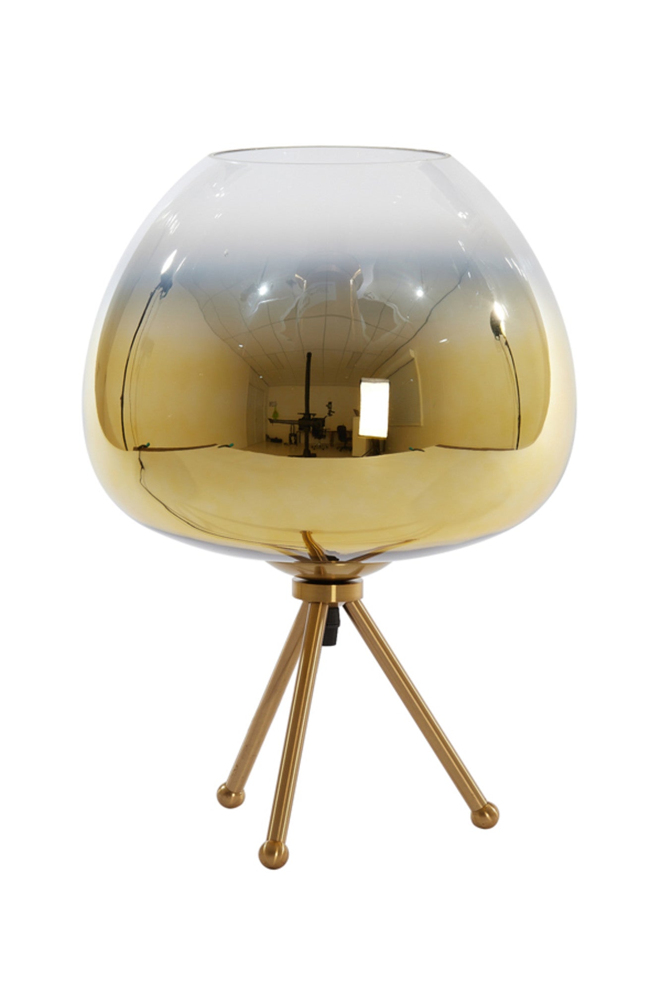 retro-gouden-tafellamp-op-driepoot-light-living-mayson-variant-image3