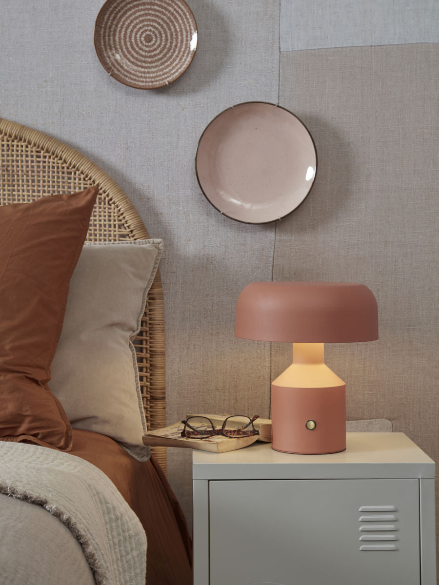 retro-metalen-oranje-tafellamp-its-about-romi-porto-variant-image4