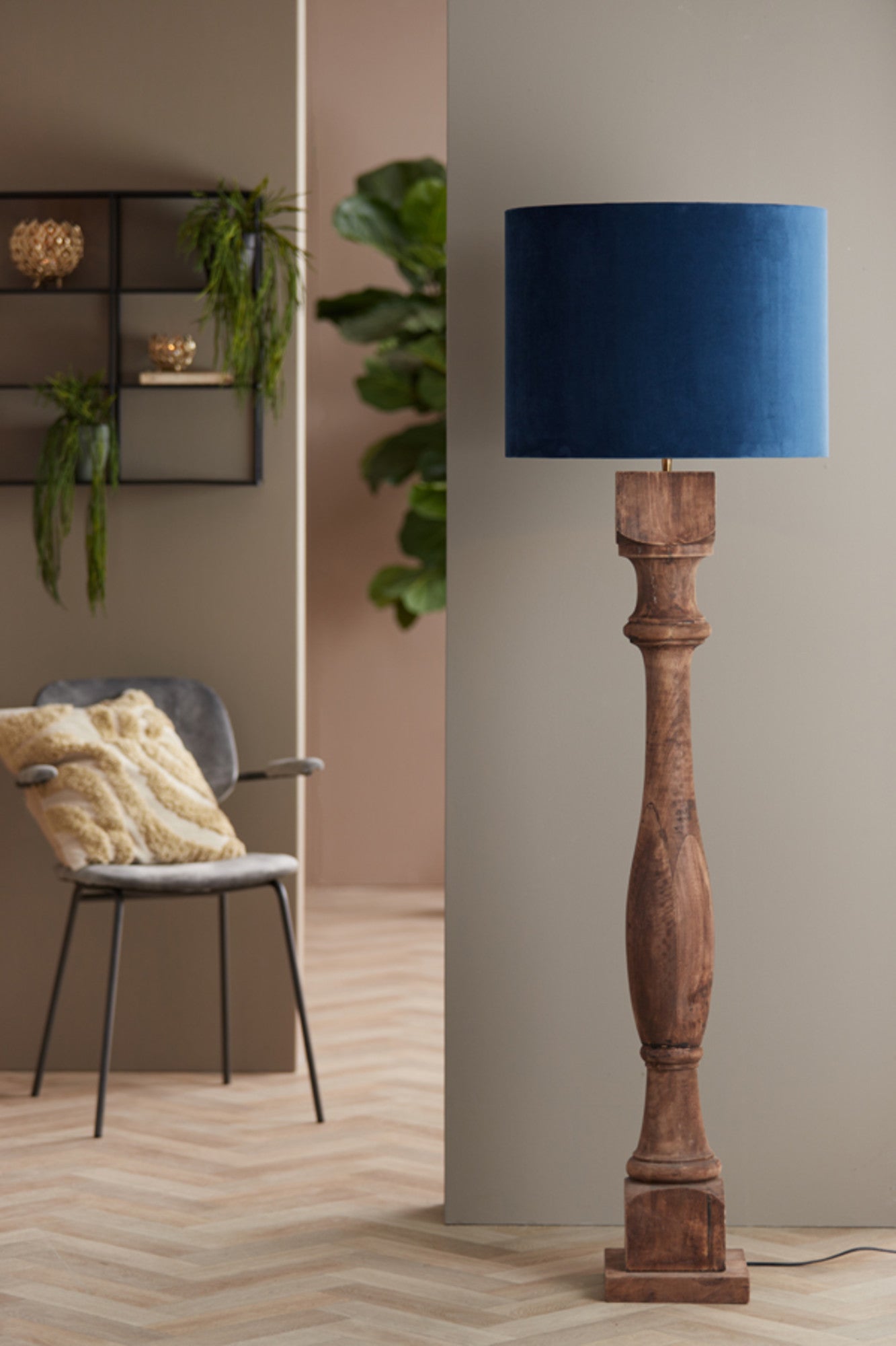 retro-blauwe-zilveren-lampenkap-light-living-velours-variant-image4