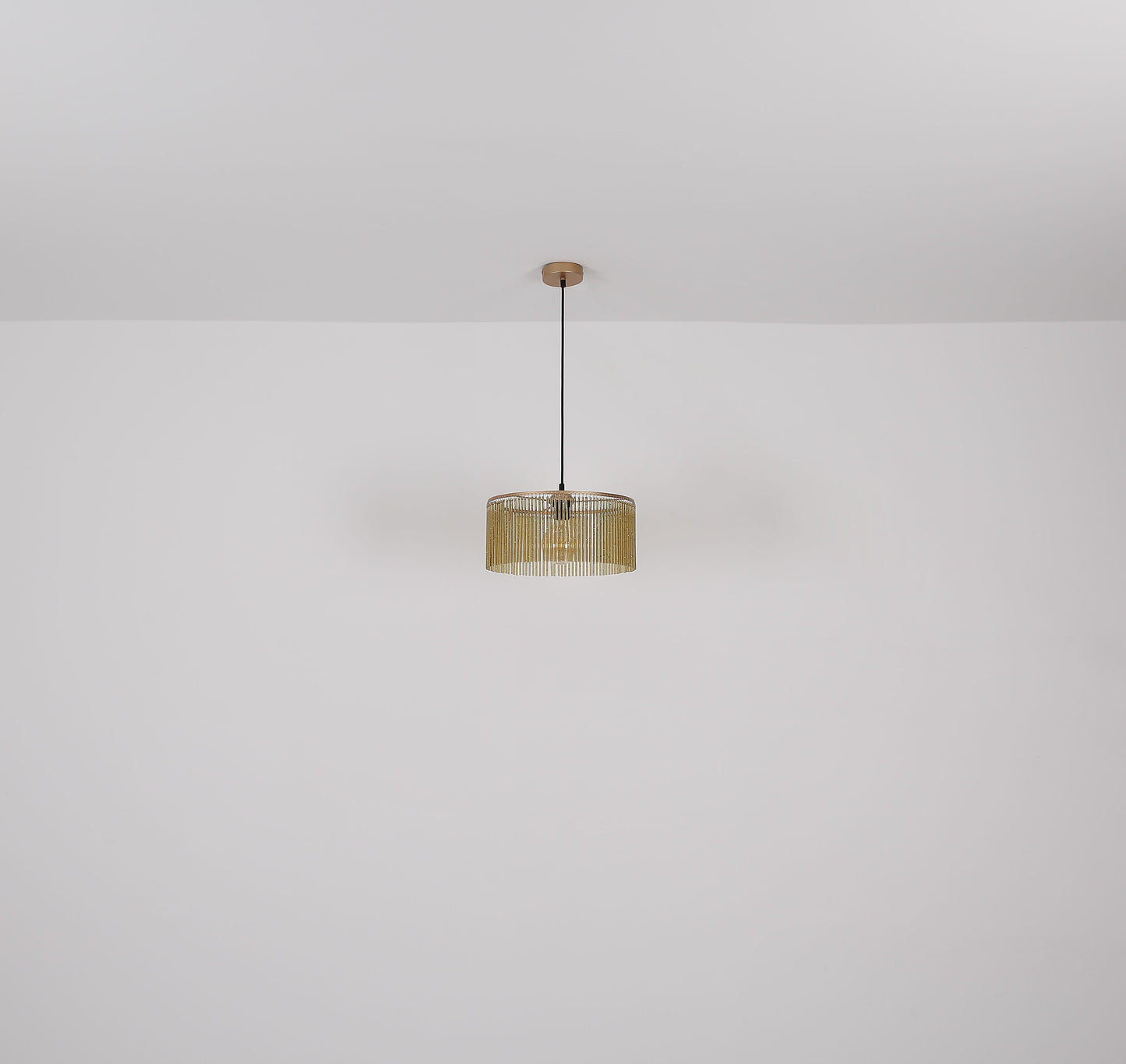 elegante-hanglamp-met-amber-acrylstaven-leeds-variant-image6