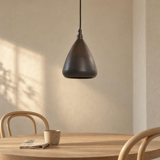 Light & Living Desi pendel i bronzefarvet keramik – stemningsbillede