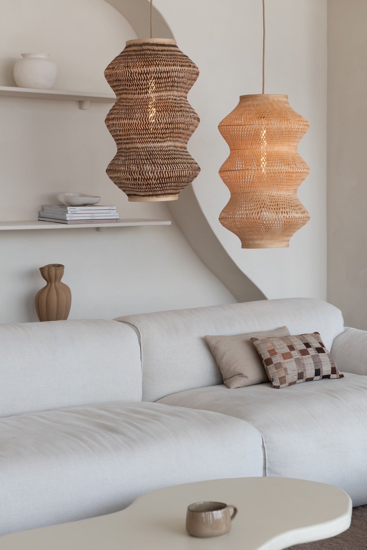 Lampada a sospensione in bambù color naturale senza tempo GOOD&MOJO Barbados – immagine 11