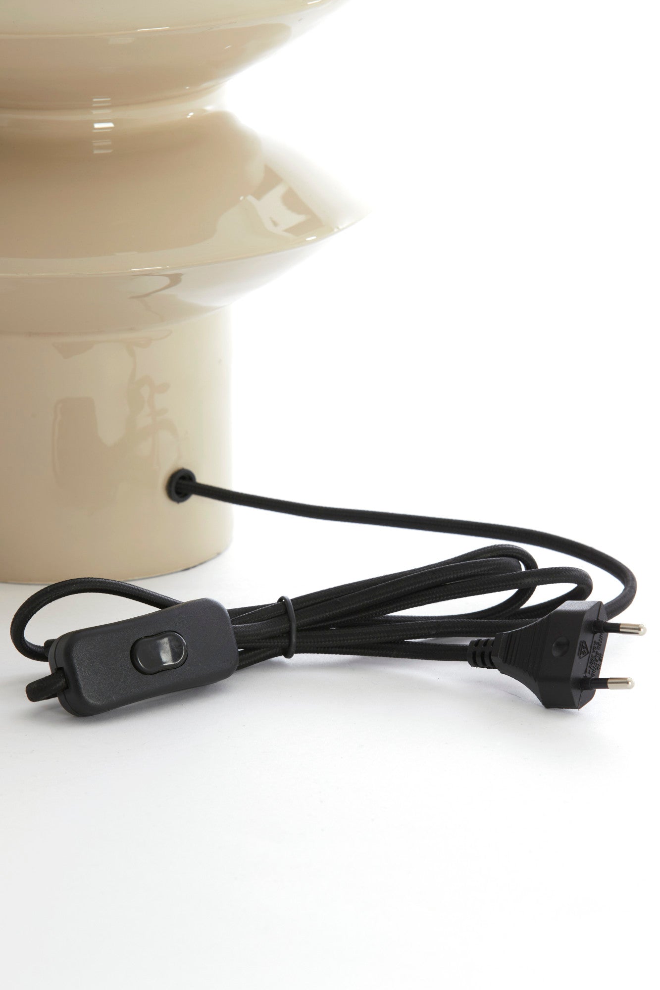 keramische-tafellamp-ivoorkleurig-light-living-petch-variant-image6