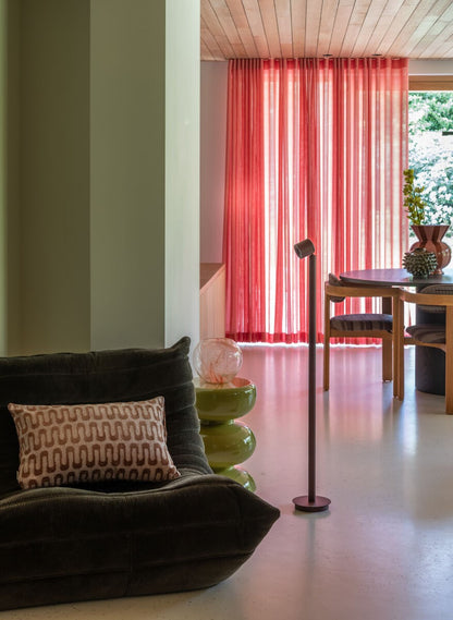 Lampada da terra in alluminio marrone elegante It's About RoMi Milan – immagine 10