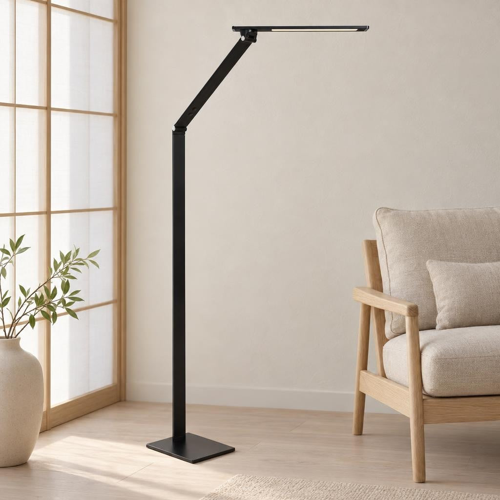 Dimmable lampa podłogowa LED Steinhauer Serenade – zdjęcie aranżacyjne