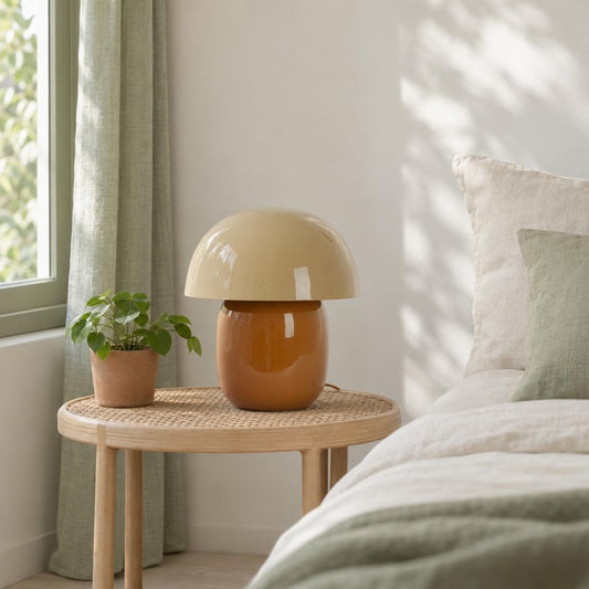 Retro bordslampa Mimosa i sand och brunt – Light & Living – miljöbild