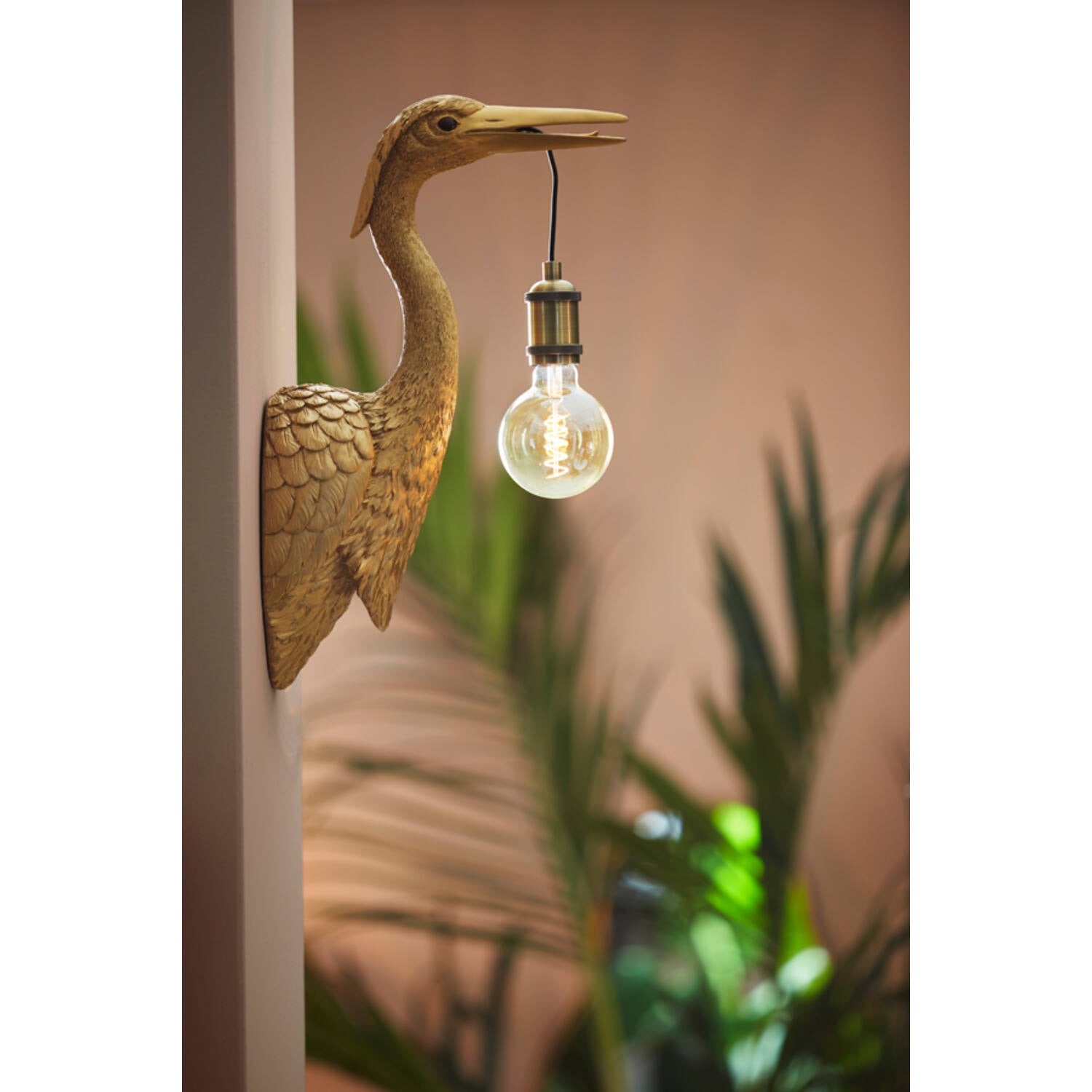 gouden-wandlamp-kraanvogel-light-living-crane-variant-image1