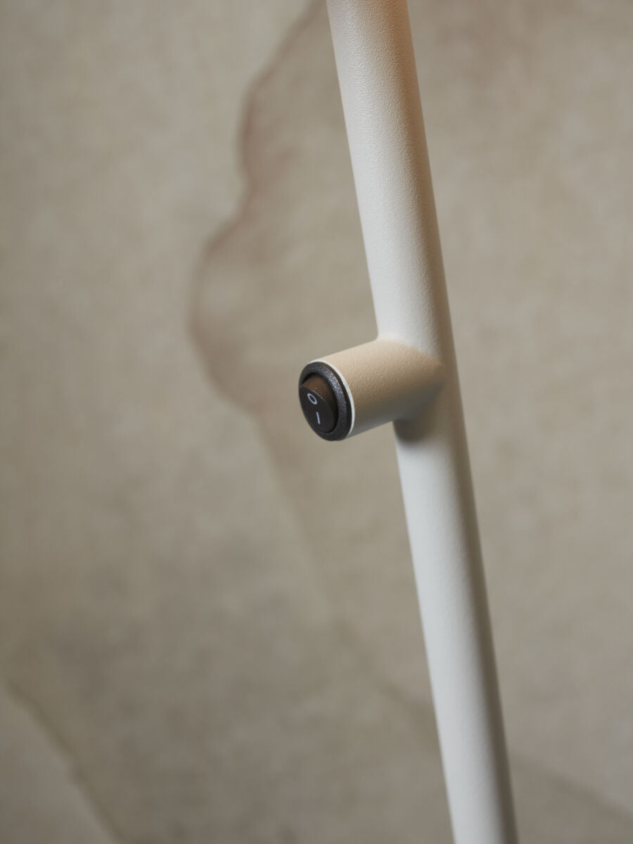 ronde-grijze-retro-vloerlamp-its-about-romi-porto-variant-image5