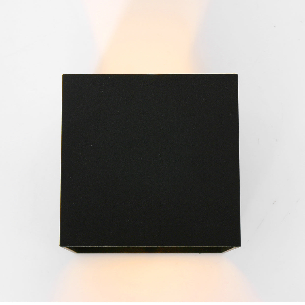 vierkant-buitenlampje-met-lichtsensor-steinhauer-variant-image12