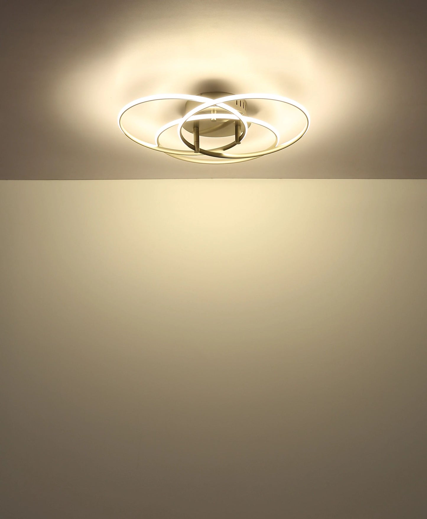 moderne-plafondlamp-met-elegante-ringen-kombos-variant-image3