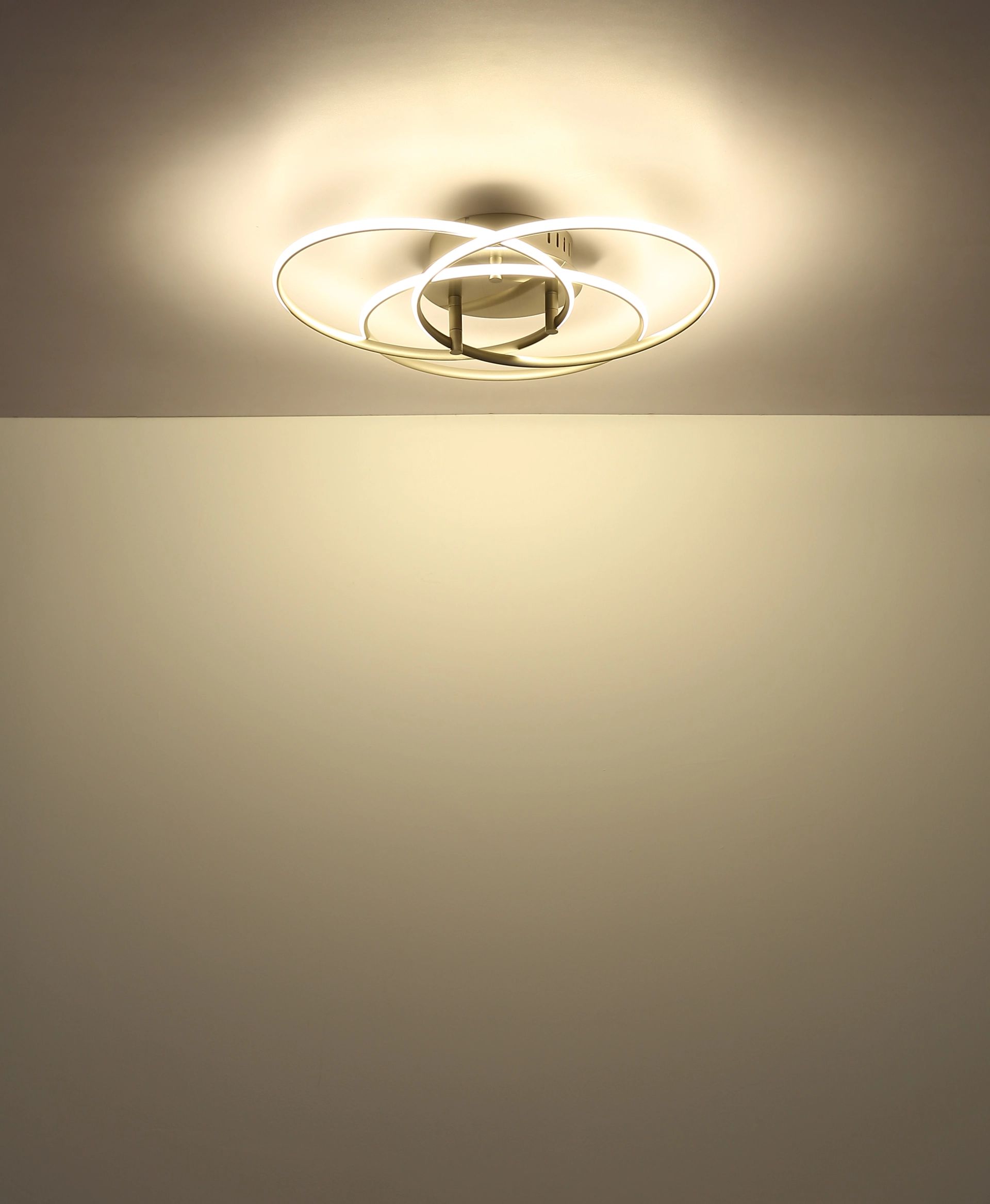 moderne-plafondlamp-met-elegante-ringen-kombos-variant-image3