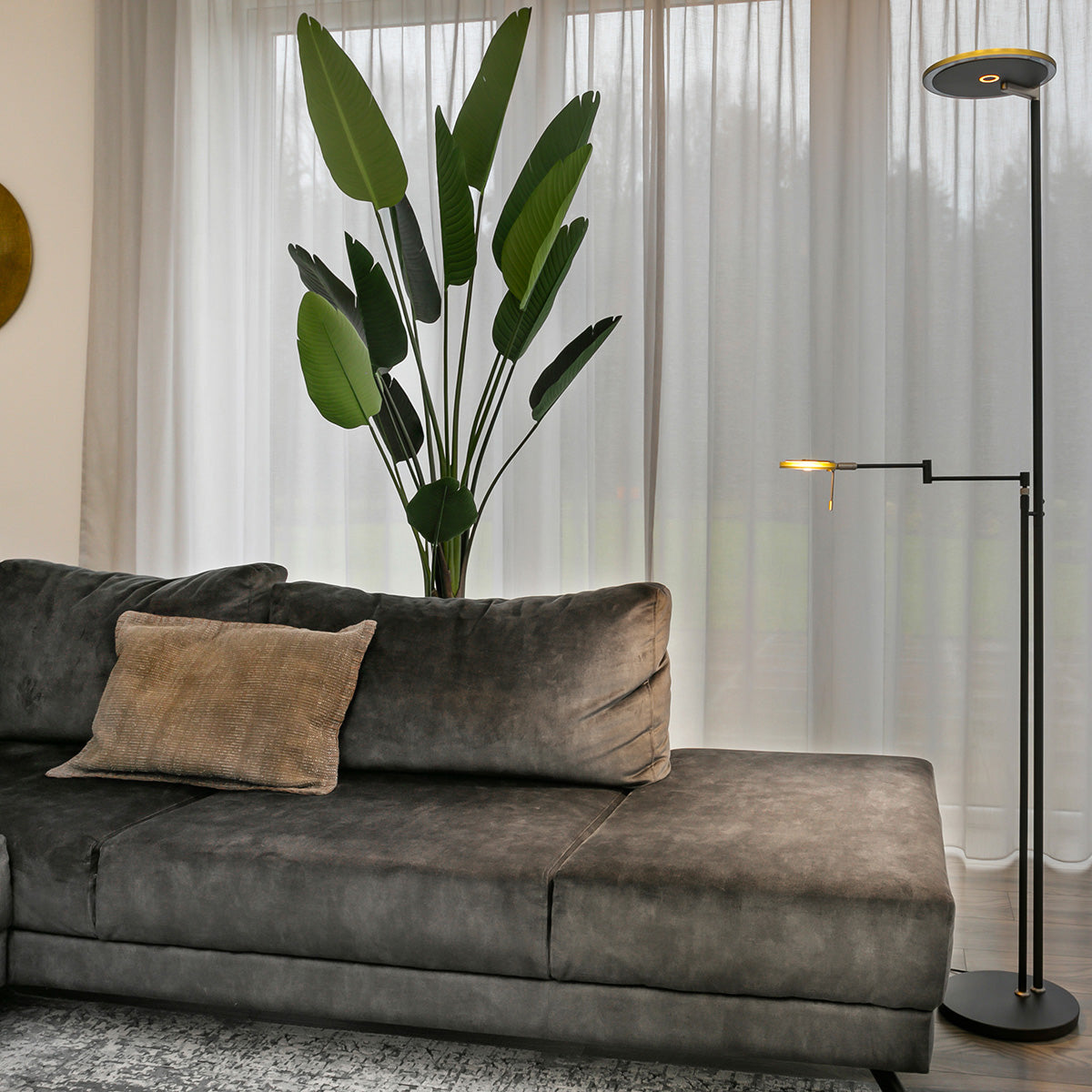 zwarte-moderne-leeslamp-met-zwart-glas-steinhauer-turound-variant-image2