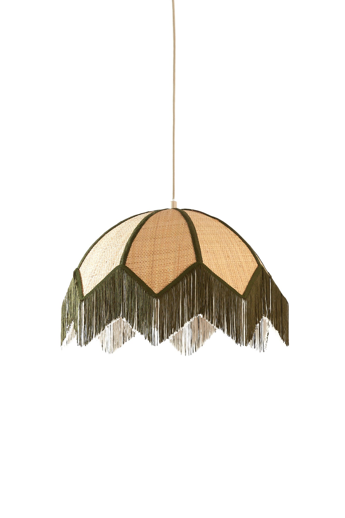 groene-hanglamp-met-stijlvolle-franjes-light-living-sulina-variant-image1