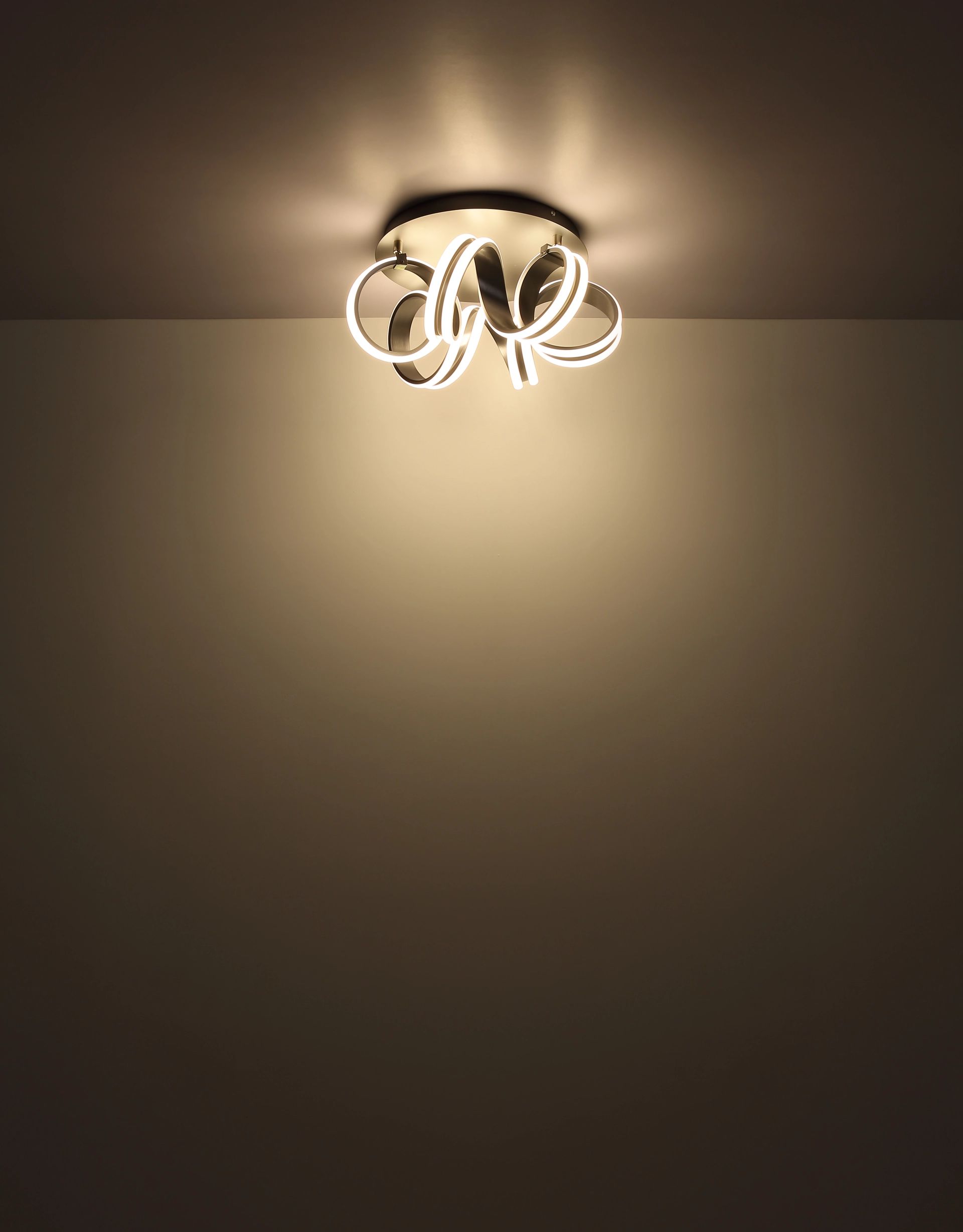 moderne-plafondlamp-met-elegante-vormen-kuni-variant-image6