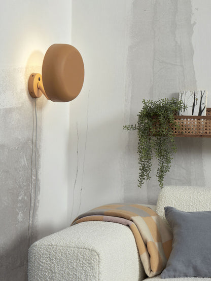 retro-oranje-metalen-ronde-wandlamp-its-about-romi-porto-variant-image3