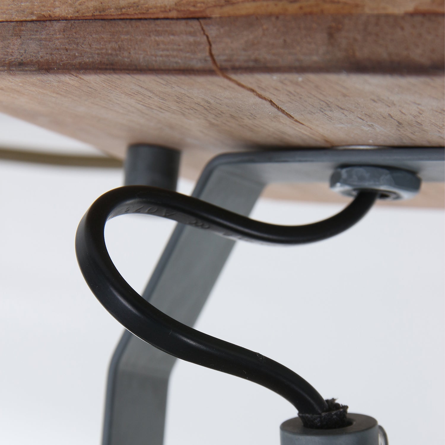 stoere-plafondlamp-met-hout-mexlite-gearwood-variant-image11