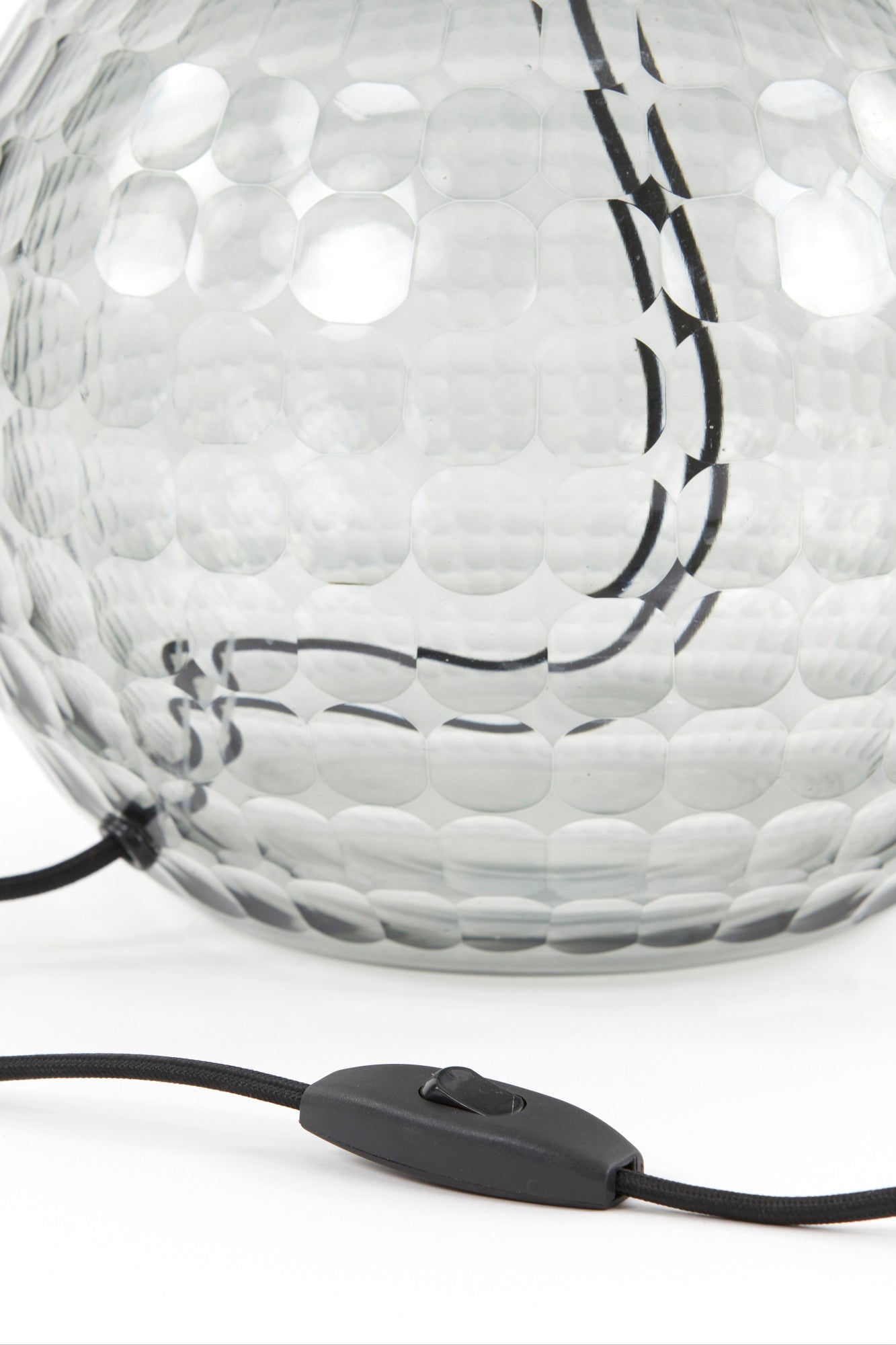 glazen-bollamp-rond-geribbeld-light-living-taiki-variant-image6