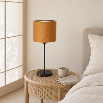 Svart och guldfärgad bordslampa Mexlite Noor – miljöbild