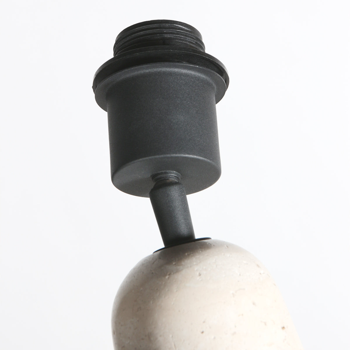 cremekleurige-travertin-lampenvoet-anne-lighting-travino-variant-image6