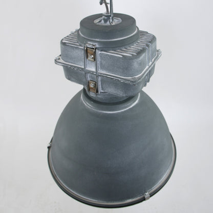 industriele-grijze-metalen-glazen-hanglamp-mexlite-densi-variant-image12