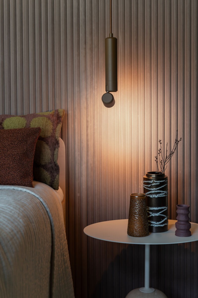 Lampada a sospensione in alluminio marrone senza tempo It's About RoMi Milan – immagine 12
