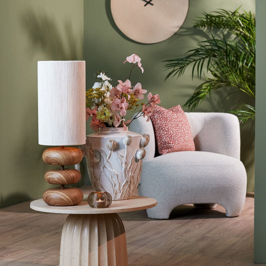 3-houtplateau-japandi-beige-naturel-tafellamp-light-living-danialo-ai-sfeer_image