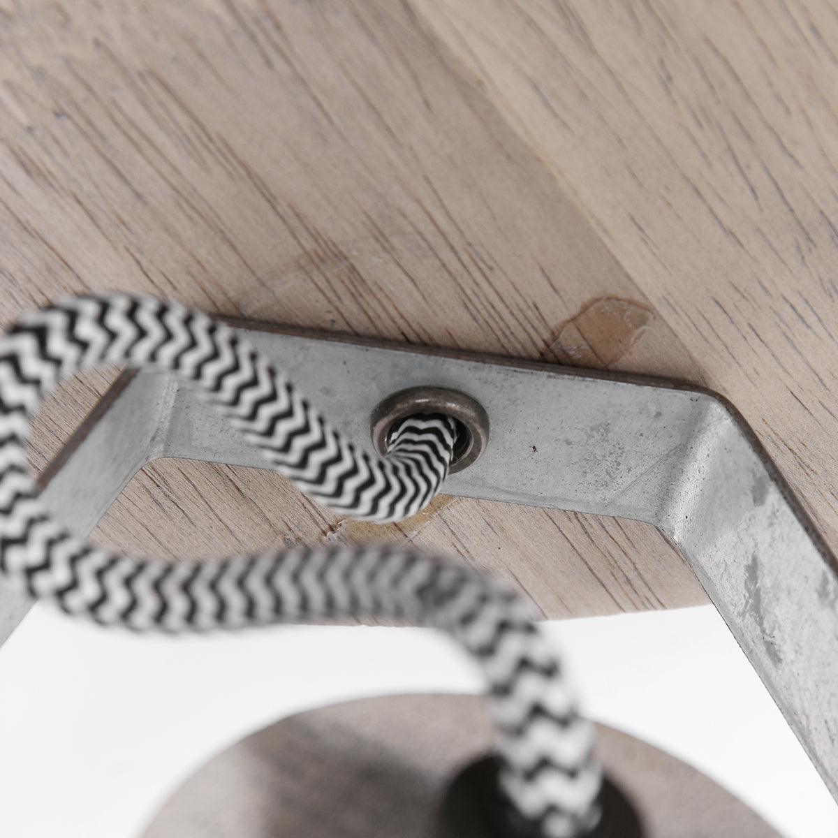 industriele-metalen-drielichts-plafondspot-mexlite-gearwood-variant-image4