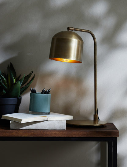 klassieke-gouden-tafellamp-ronde-lampenkap-light-living-aleso-variant-image4