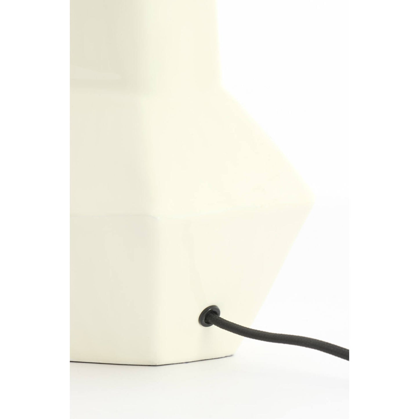 cremekleurige-metalen-lampvoet-light-living-calira-variant-image2