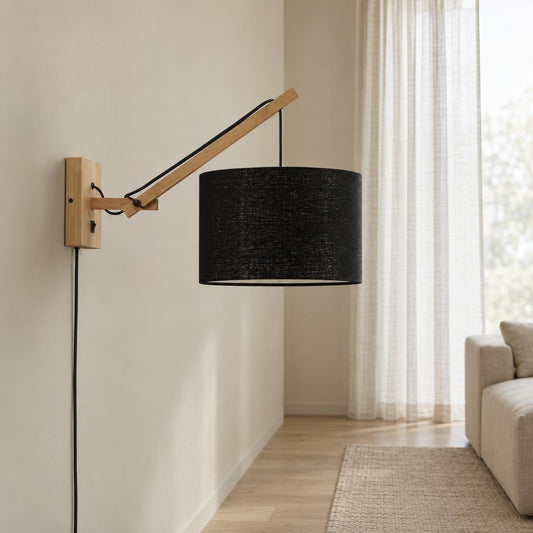 Crna zidna lampa GOOD&MOJO Andes – ambijentalna fotografija