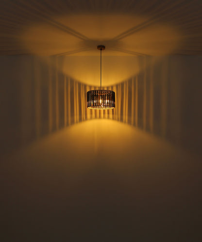 plafondlamp-in-houtlook-met-kristallen-run-variant-image3