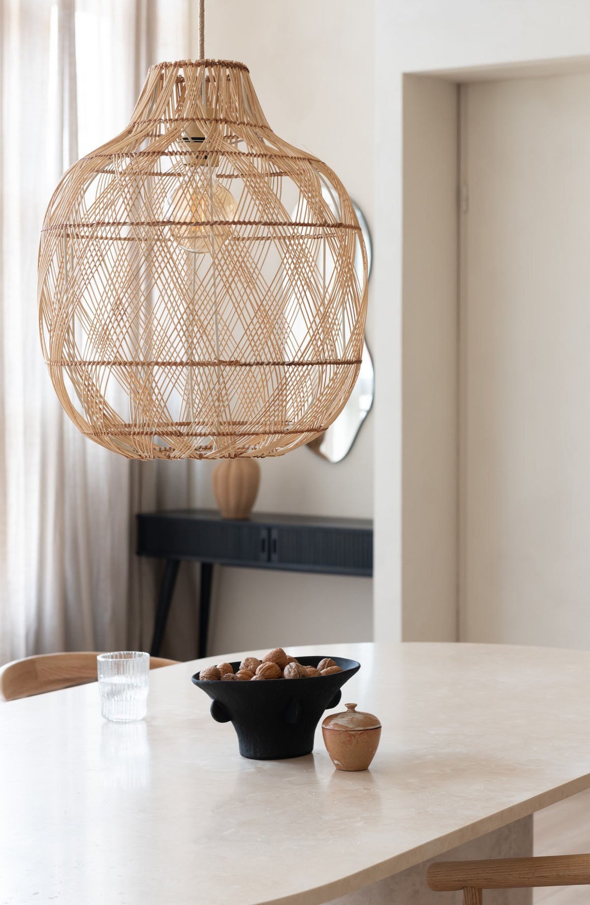Grande lampada a sospensione in bambù color naturale GOOD&MOJO Mendoza – immagine 2
