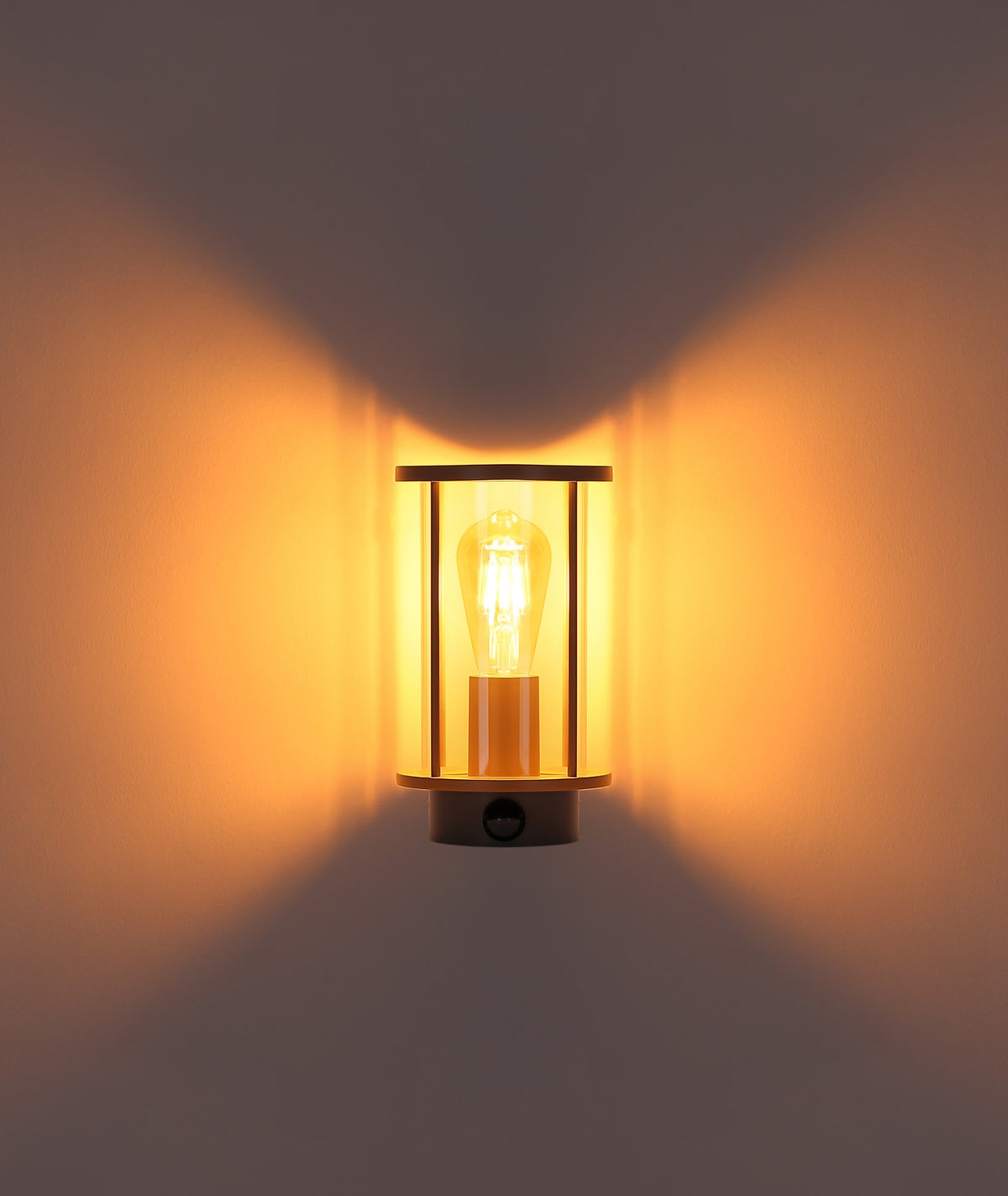 Lampada da esterno in vetro color sabbia senza tempo – immagine 6