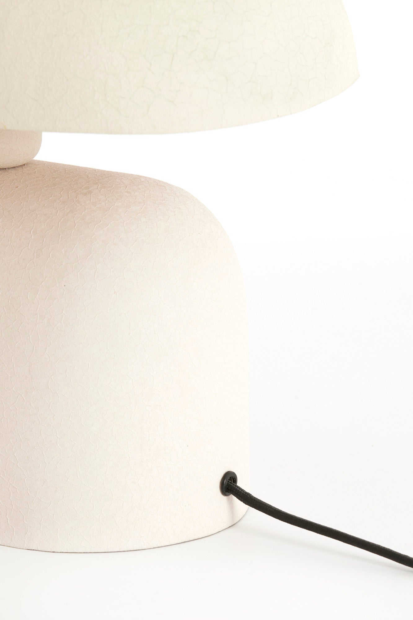 creme-tafellamp-met-zachte-tinten-en-elegante-uitstraling-light-living-todd-variant-image5