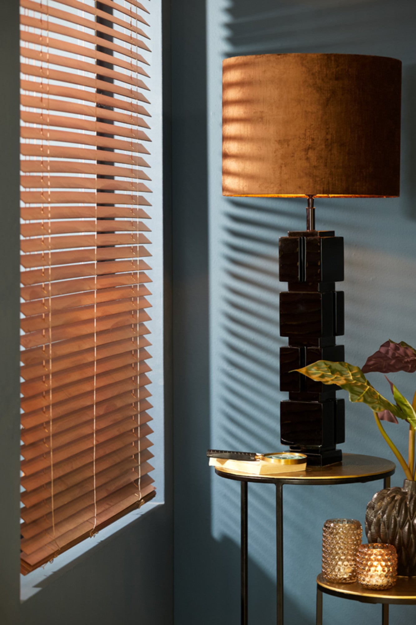 unieke-elegante-tafellamp-light-living-caio-variant-image3