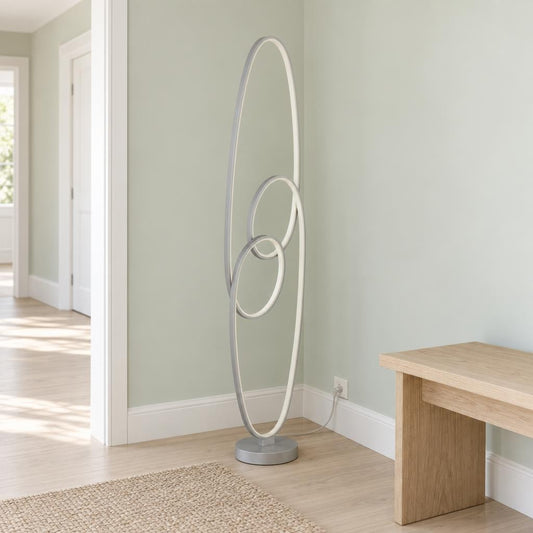 SPIRA moderne zilveren LED-vloerlamp – sfeerbeeld