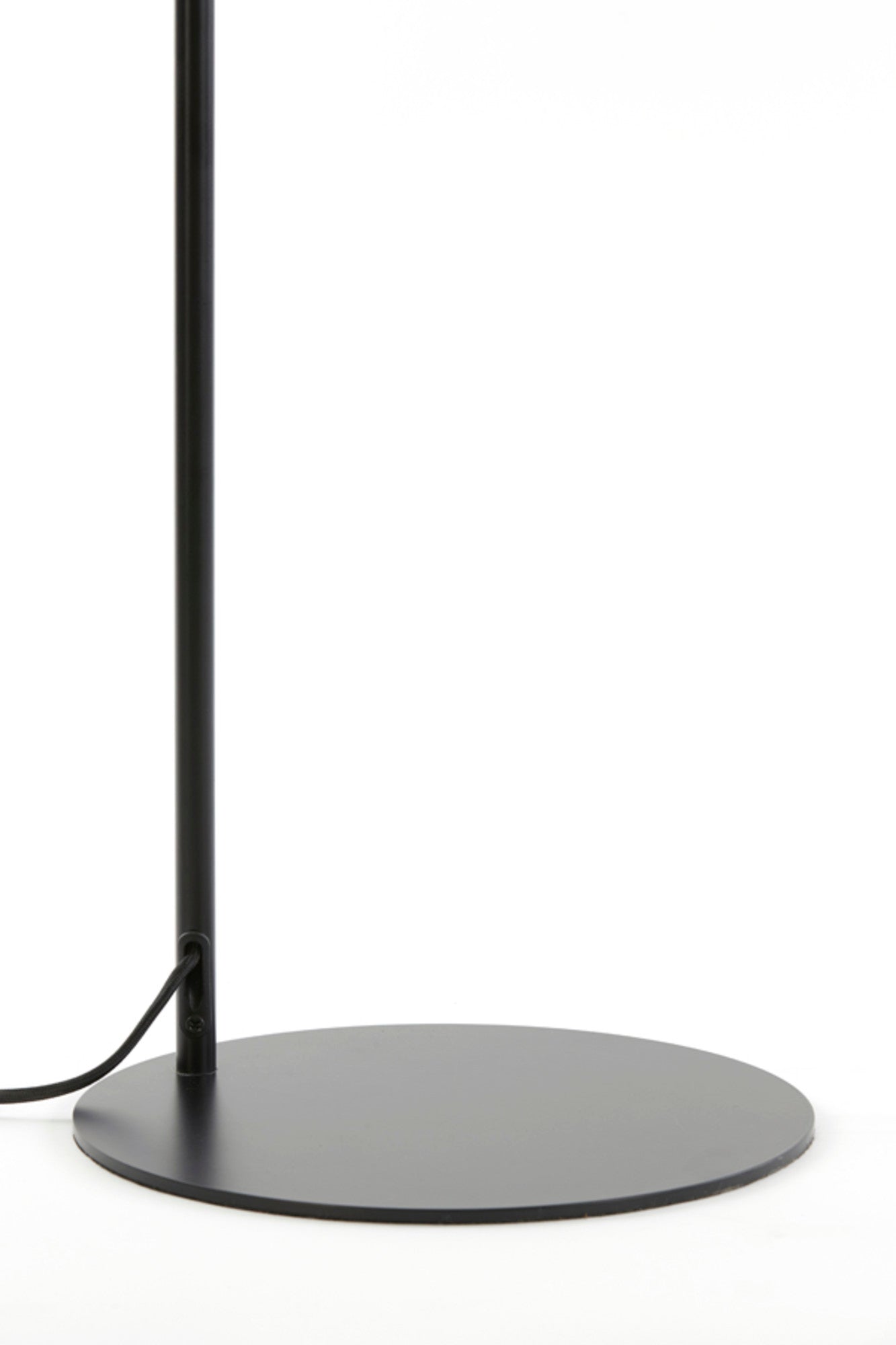 zwarte-rookglazen-vloerlamp-light-living-lekar-variant-image6