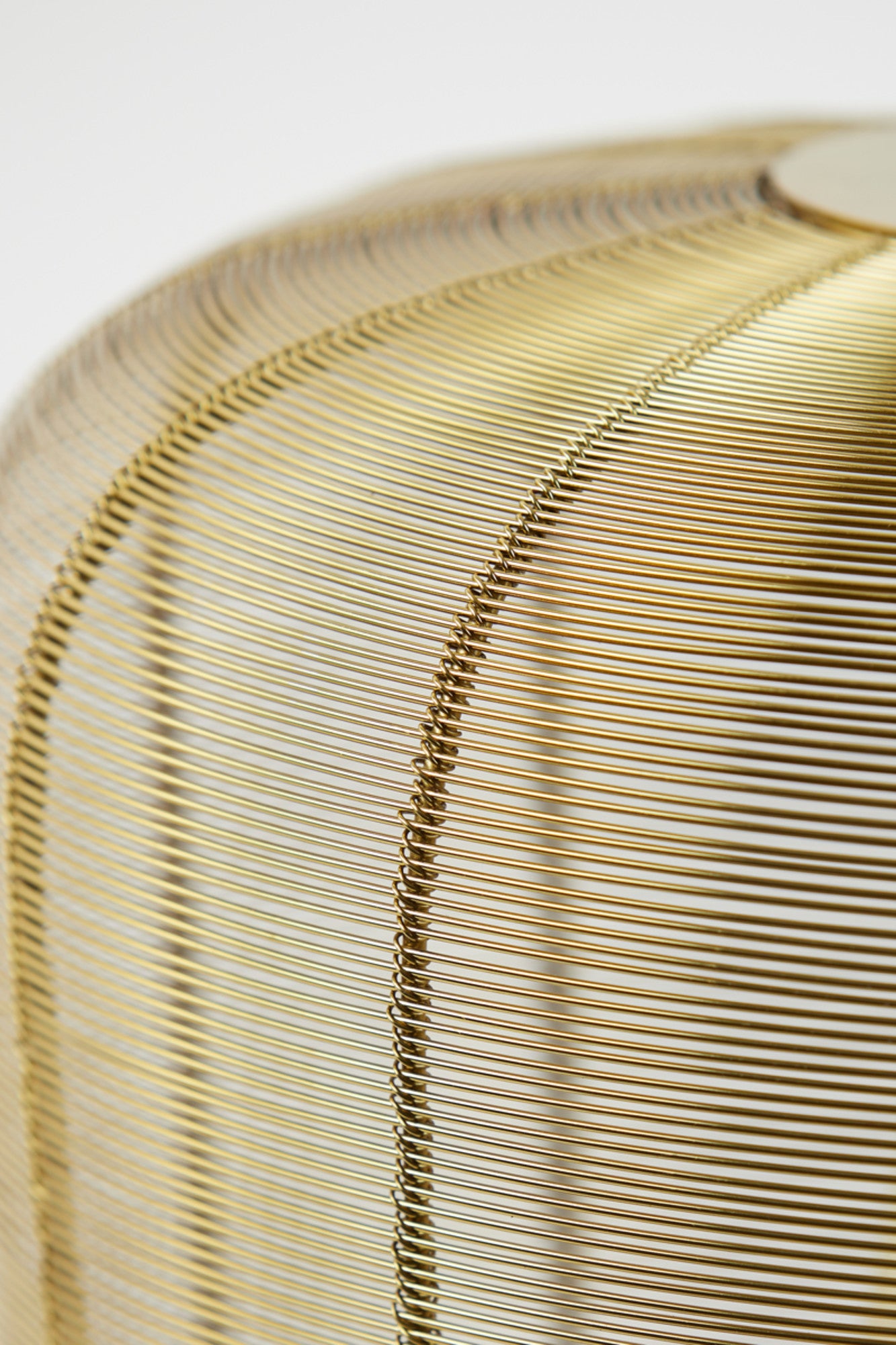 goudkleurige-metalen-hanglamp-voor-interieur-light-living-adeta-variant-image8