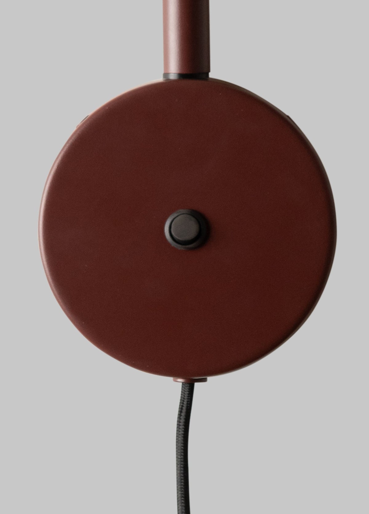 Bordeauxrode metalen wandlamp met kokerkap It's About RoMi Bilbao – afbeelding 6