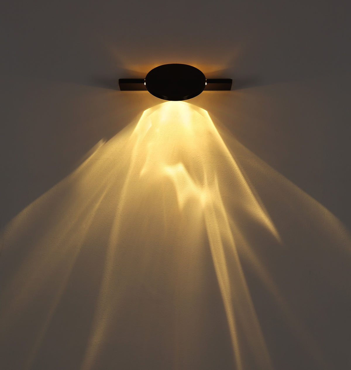 Grande lampada da parete LED in metallo gunmetal – immagine 5