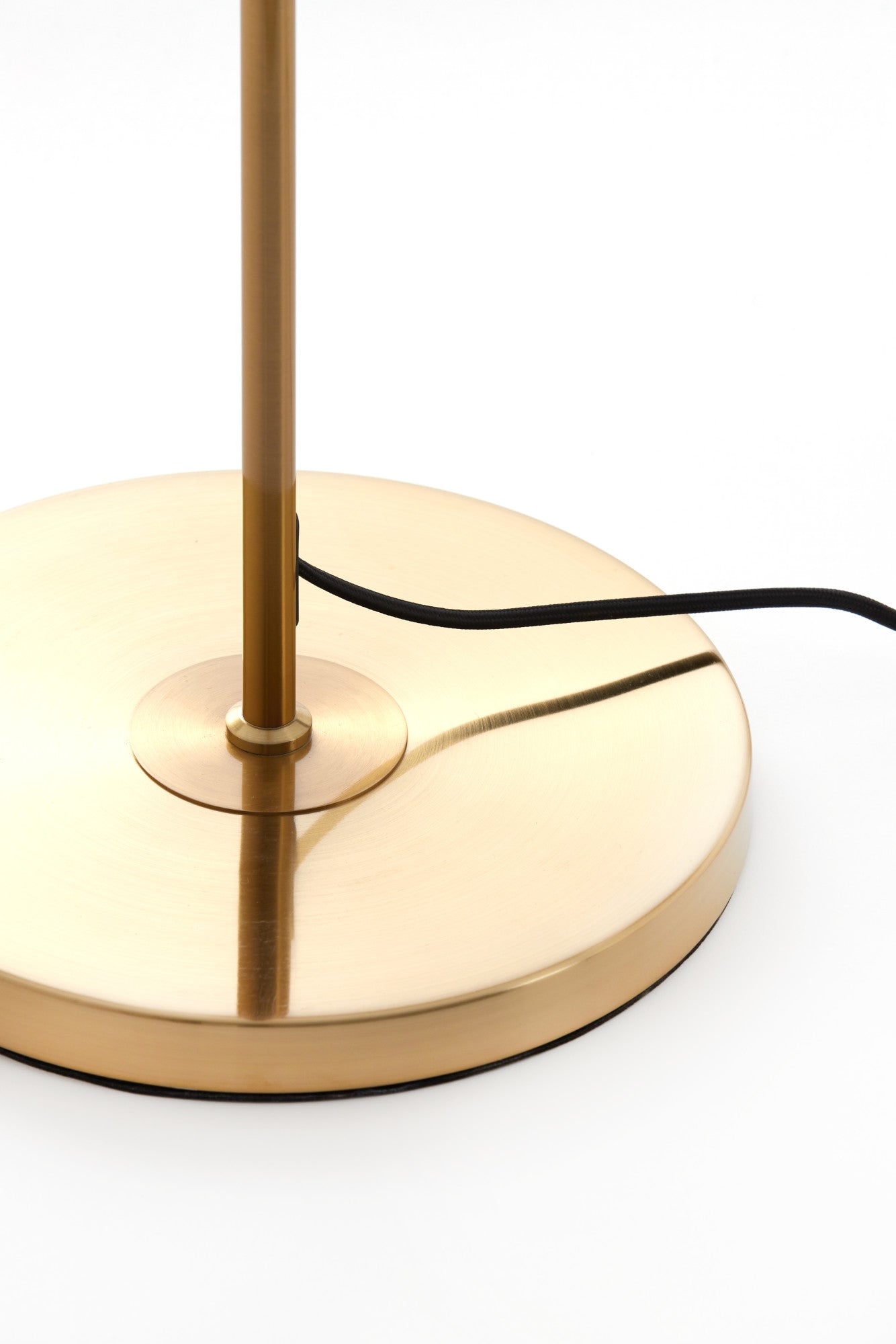 moderne-gouden-vloerlamp-light-living-medina-variant-image8