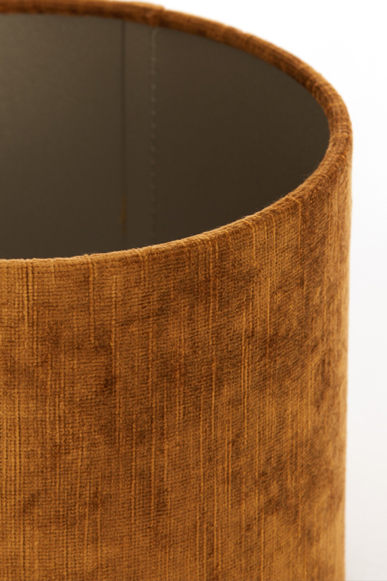 goudkleurige-fluwelen-lampenkap-voor-decoratie-light-living-gemstone-variant-image6