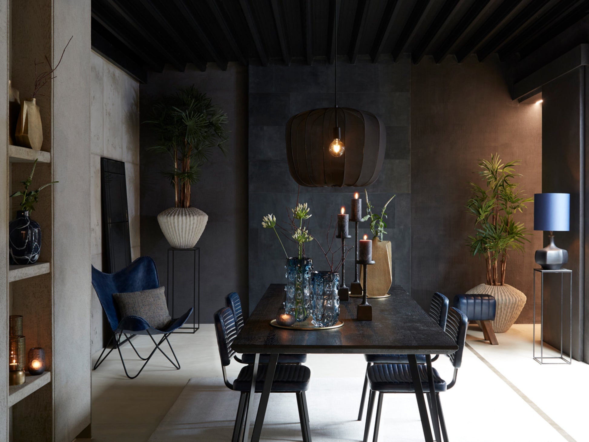 rustieke-zwarte-ronde-hanglamp-gaas-light-living-plumeria-variant-image5